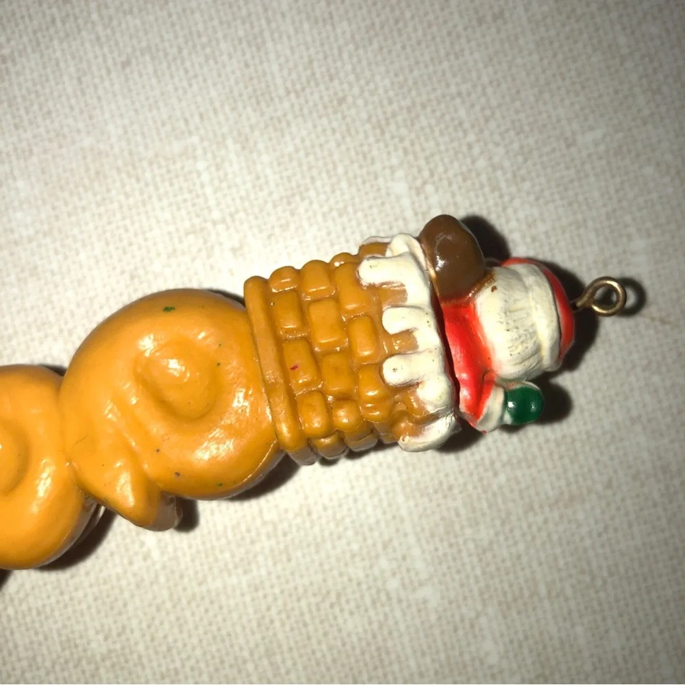 Vintage‎ Hallmark 1980 Santa Claus Chimney Christmas Tree Ornament